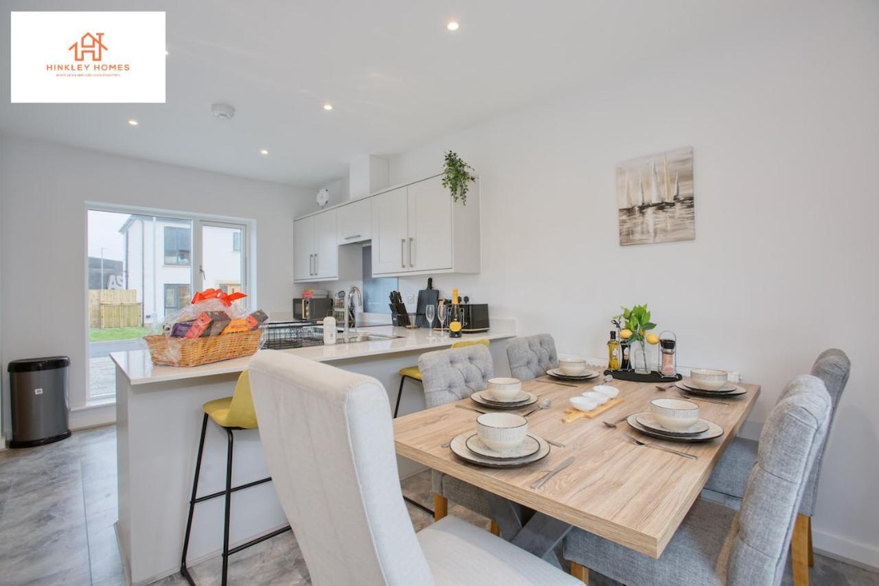 St Ives Bay - Immaculate Brand New 3Bed - Free Parking - Beach - Wifi Hayle Zewnętrze zdjęcie